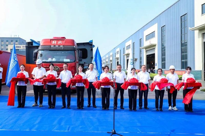 發車！1000t“鋼鐵巨獸”，助力長江中上游大規模碼頭建設